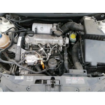 seat ibiza (6l1) del año 2004