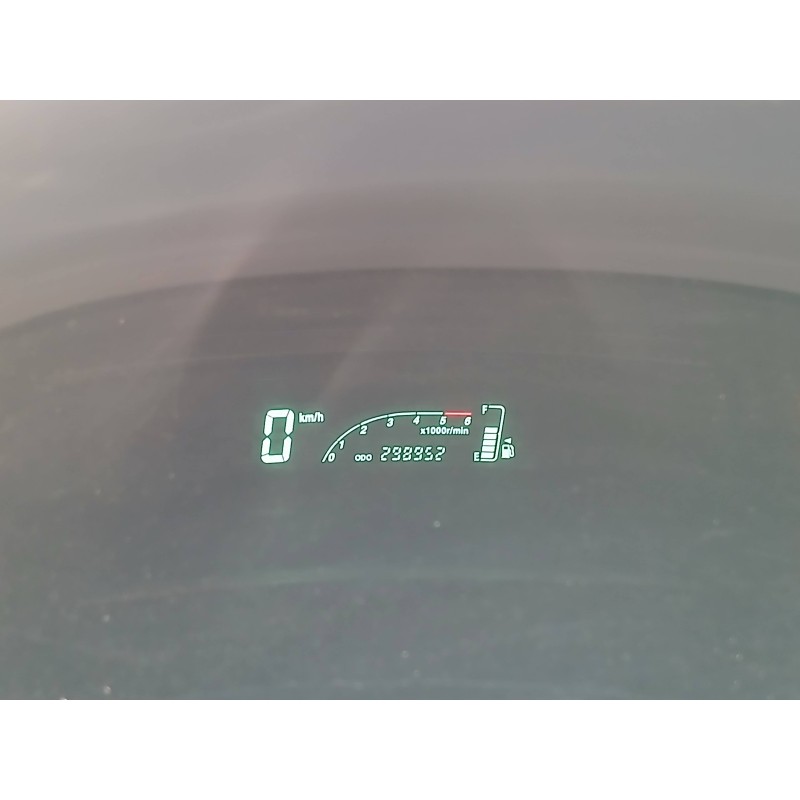 TOYOTA YARIS (_P1_) 2004