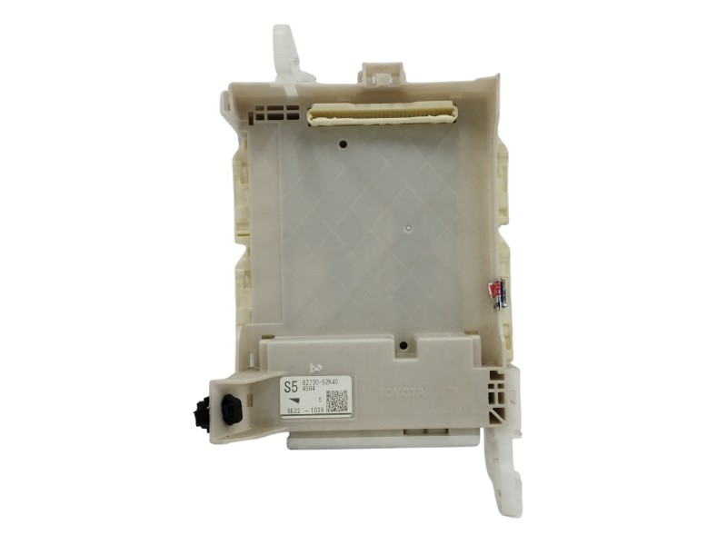 Recambio de modulo electronico para toyota yaris 1.5 16v cat (híbrido) referencia OEM IAM 8273052K40  