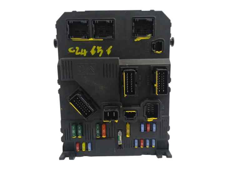 Recambio de caja reles / fusibles para peugeot 206 berlina 1.4 hdi referencia OEM IAM 9653667980  