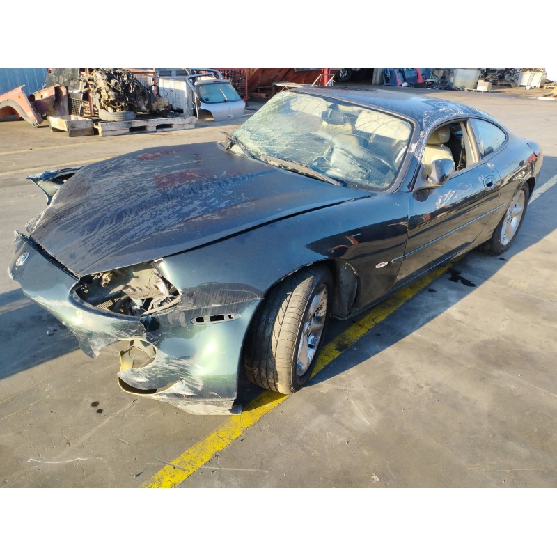 JAGUAR XK 8 COUPÉ (X100)