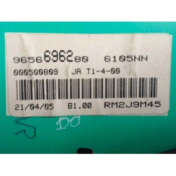 Recambio de cuadro instrumentos para peugeot 206 berlina 1.4 hdi referencia OEM IAM 9656696280  