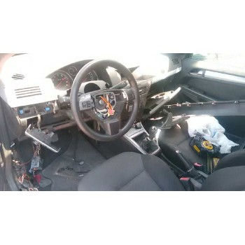 opel astra gtc del año 2005