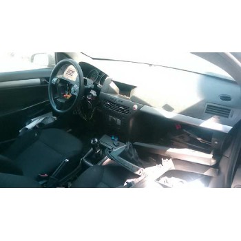 opel astra gtc del año 2005