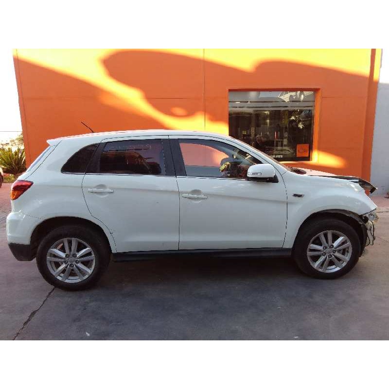 MITSUBISHI ASX (GA_W_) 2011