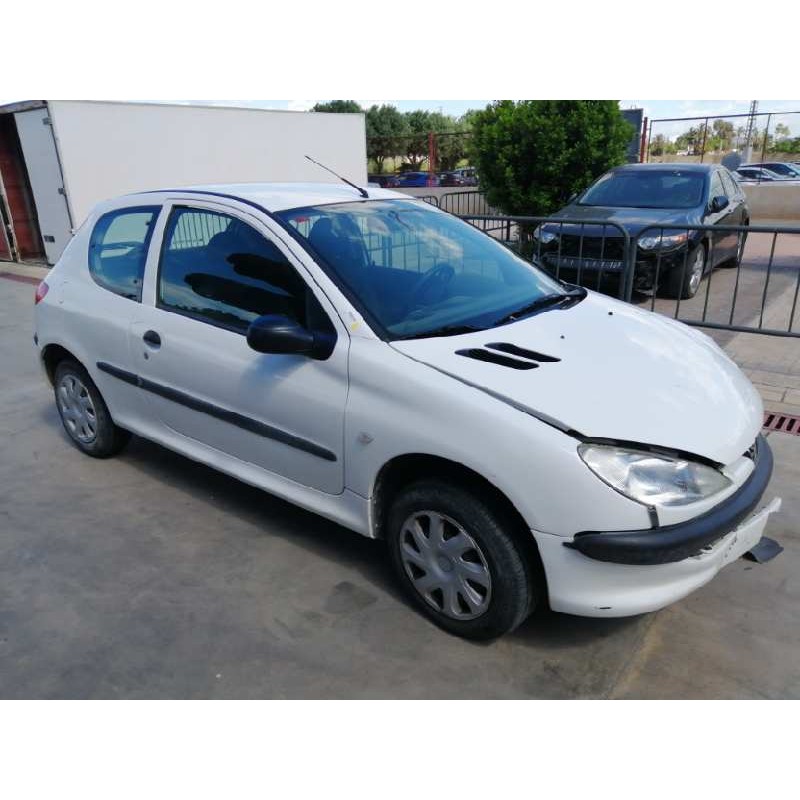 PEUGEOT 206 BERLINA