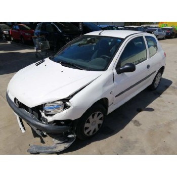 peugeot 206 berlina del año 2001