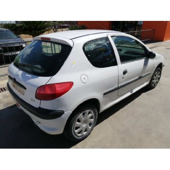 peugeot 206 berlina del año 2001