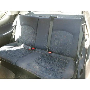 peugeot 206 berlina del año 2001