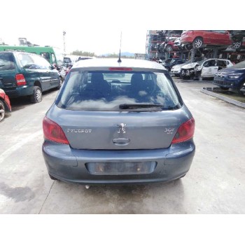 peugeot 307 berlina (s2) del año 2005