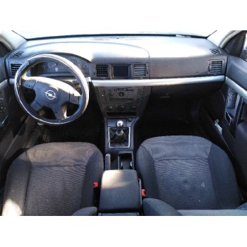 opel vectra c berlina del año 2002