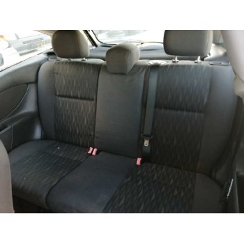 ford focus berlina (cak) del año 2004