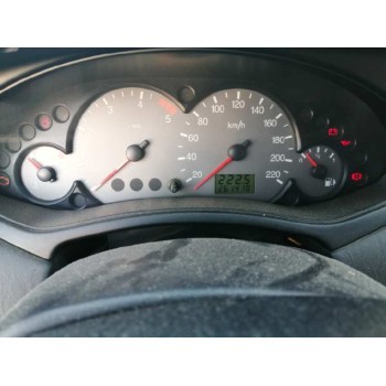 ford focus berlina (cak) del año 2004