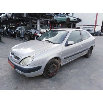 citroën xsara berlina del año 2001