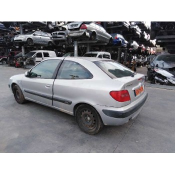 citroën xsara berlina del año 2001