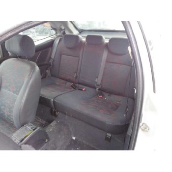 citroën xsara berlina del año 2001