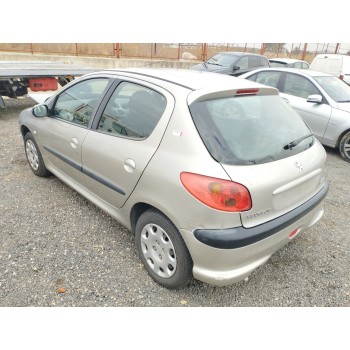 peugeot 206 berlina del año 2005