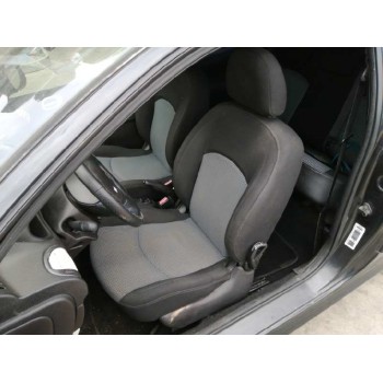 peugeot 206 berlina del año 2003