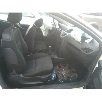 peugeot 207 del año 2008