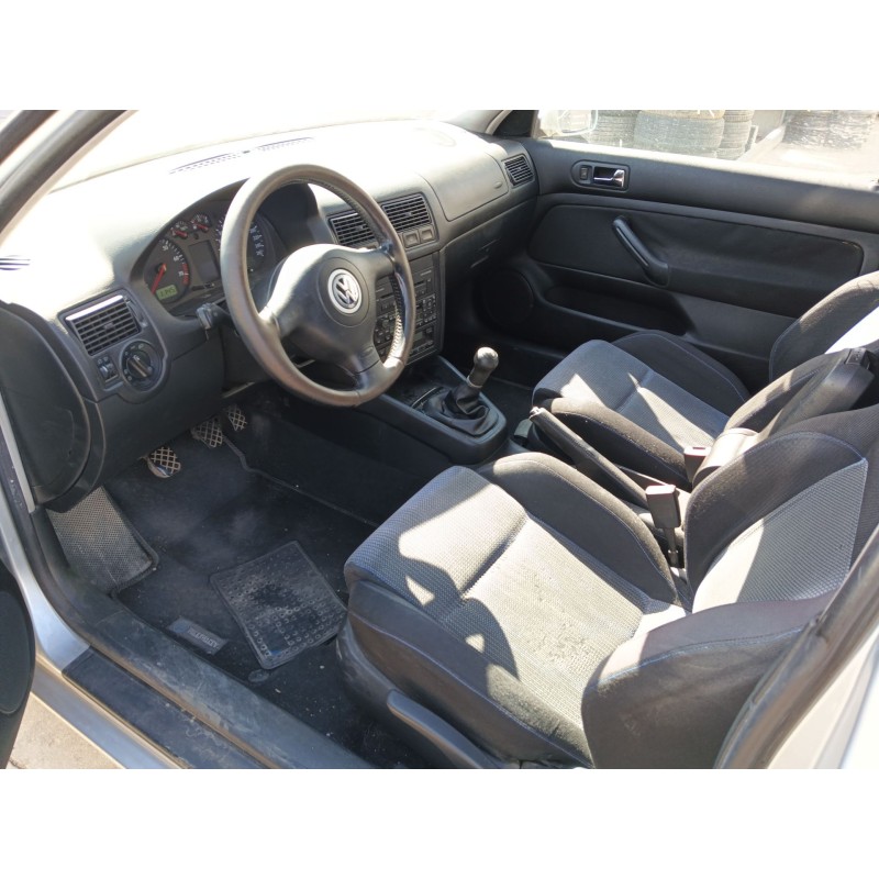 VOLKSWAGEN GOLF IV (1J1) 2002