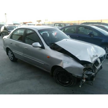 daewoo lanos del año 2001