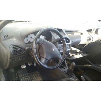 peugeot 206 berlina del año 2005