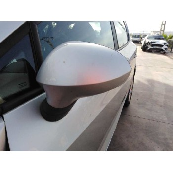 seat ibiza (6j5) del año 2008