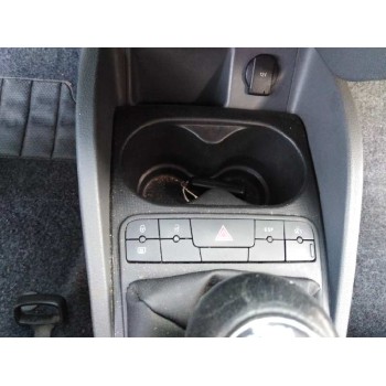 seat ibiza (6j5) del año 2008