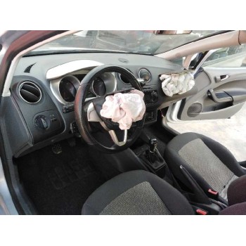 seat ibiza (6j5) del año 2008