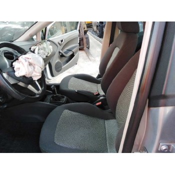 seat ibiza (6j5) del año 2008