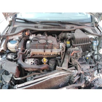 seat ibiza (6j5) del año 2008