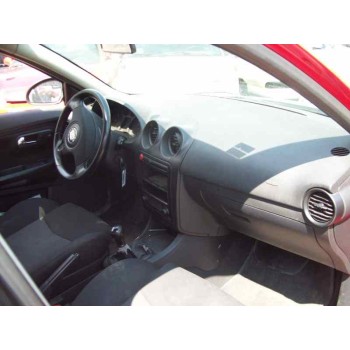 seat ibiza (6l1) del año 2003