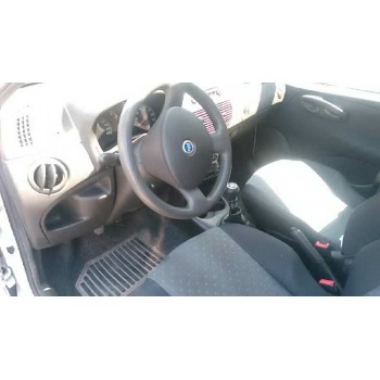 fiat punto berlina (188) del año 2005