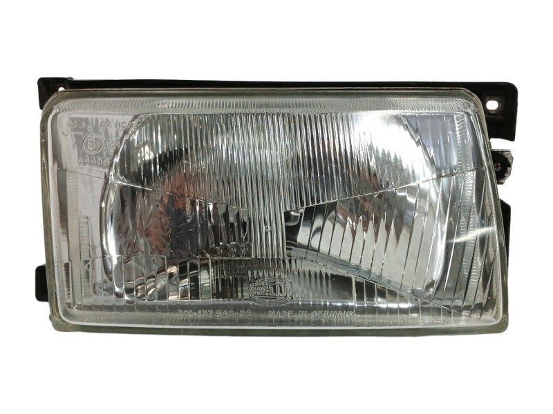 Recambio de faro derecho para volkswagen polo (867/871/873) 1.3 referencia OEM IAM 867941006A  