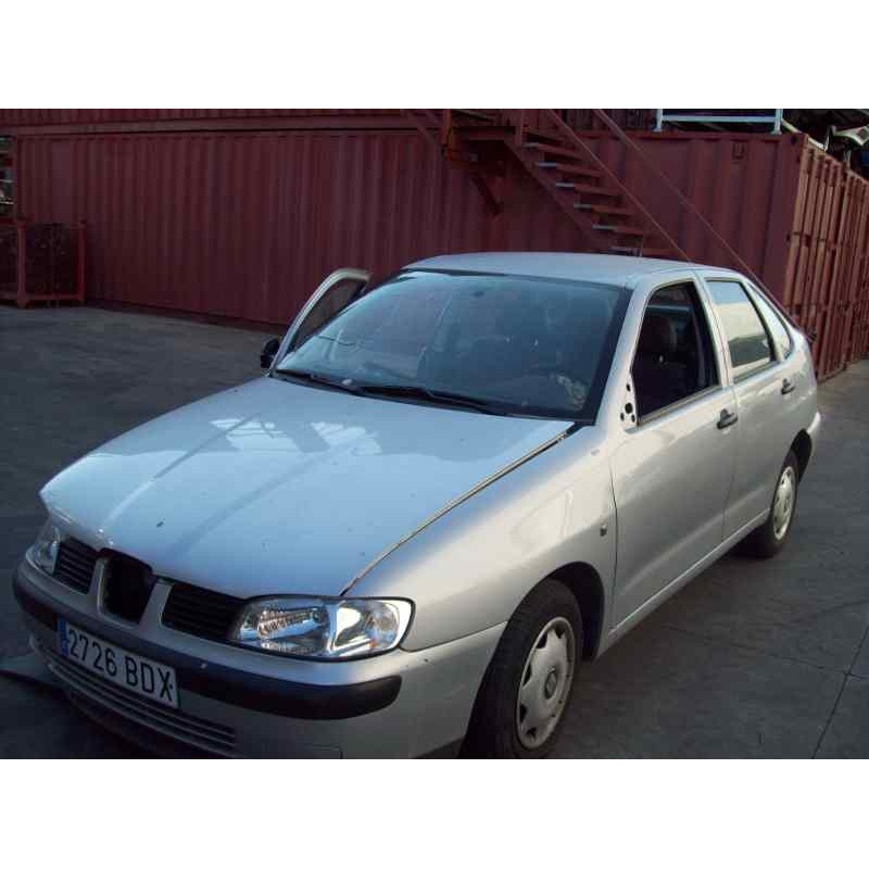 seat cordoba berlina (6k2) del año 2001