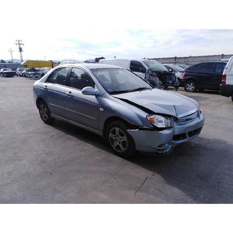 KIA CERATO I SEDÁN (LD)