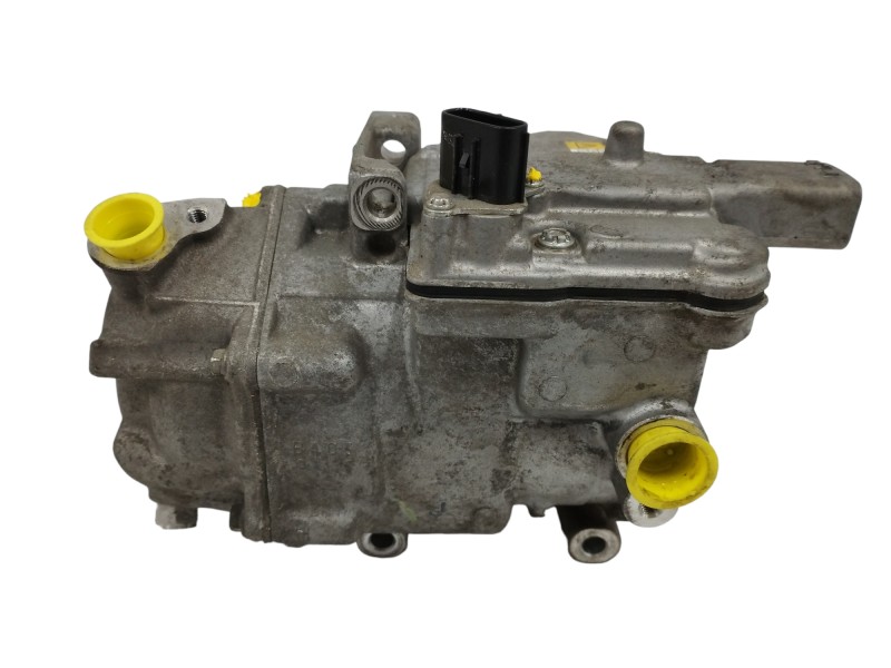 Recambio de compresor aire acondicionado para toyota yaris 1.5 16v cat (híbrido) referencia OEM IAM 8837015010  