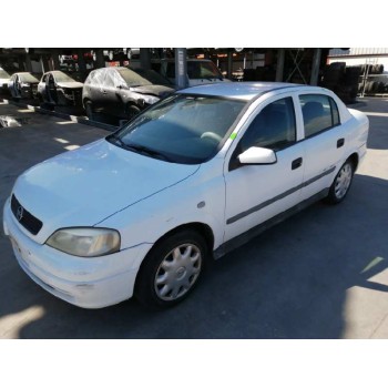 opel astra g berlina del año 2001