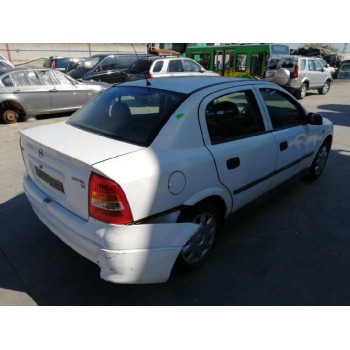 opel astra g berlina del año 2001