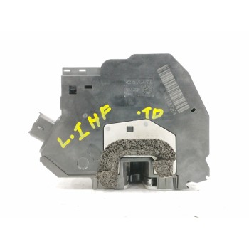 Recambio de cerradura puerta lateral derecha para renault express iii 1.5 blue dci 95 (f6ab) referencia OEM IAM 825029568R  