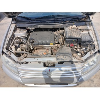 mitsubishi space wagon (n80/n90) del año 2003