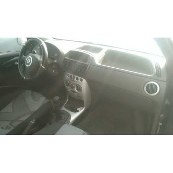 fiat punto berlina (188) del año 2005