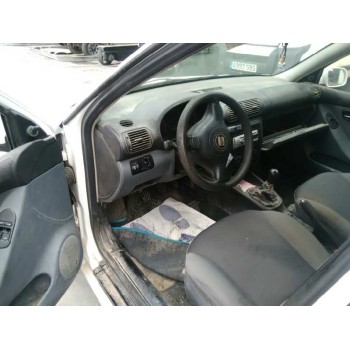 seat toledo (1m2) del año 2001