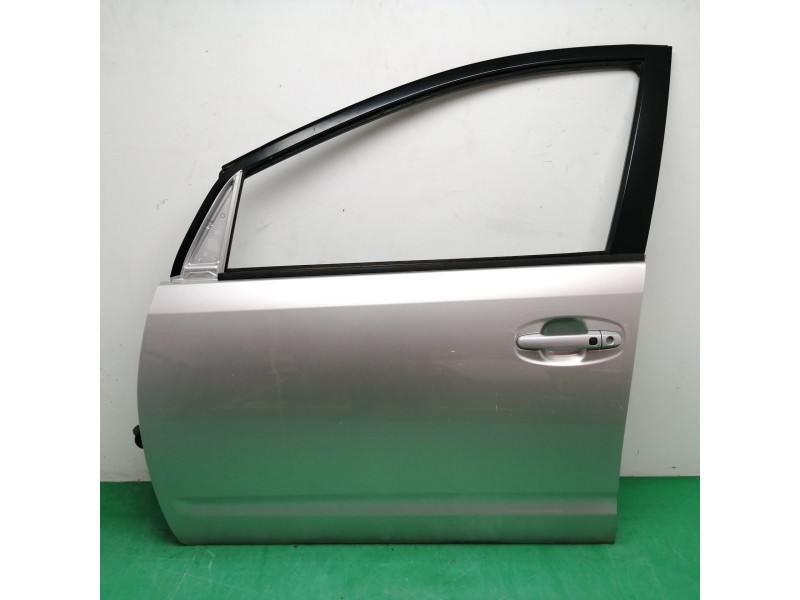 Recambio de puerta delantera izquierda para toyota prius (nhw20) 1.5 cat referencia OEM IAM  OBSERVAR FOTOS 
