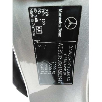 mercedes-benz clase c (w203) berlina del año 2003