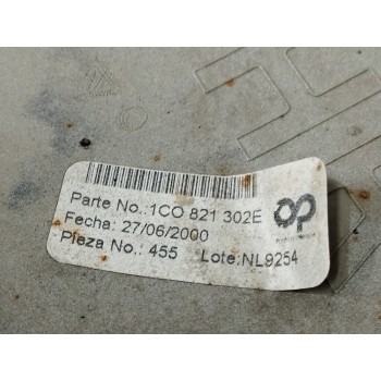 Recambio de aletin trasero derecho para volkswagen new beetle (9c1/1c1) 2.0 referencia OEM IAM 1C0821302E  