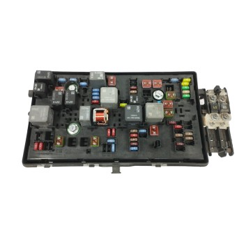 Recambio de caja reles / fusibles para chevrolet cruze 2.0 diesel cat referencia OEM IAM 96982039  