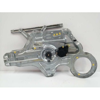 ELEVALUNAS DELANTERO IZQUIERDO TIJERA 824702F020 BUSCANDO