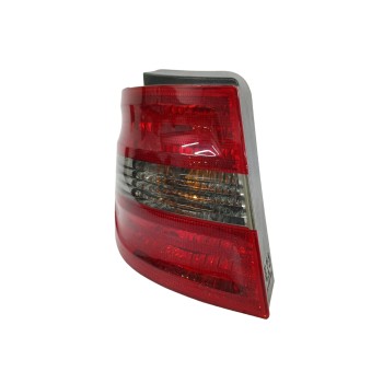 PILOTO TRASERO IZQUIERDO A1698202564 