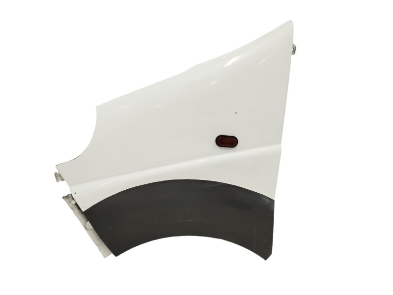 Recambio de aleta delantera izquierda para renault trafic caja cerrada (ab 4.01) 1.9 diesel referencia OEM IAM Recambio de aleta delantera izquierda para renault trafic caja cerrada (ab 4.01) 1.9 diesel referencia OEM IAM